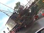Delivery Driver Doesn't Realise He's Hooked The Scaffolding
