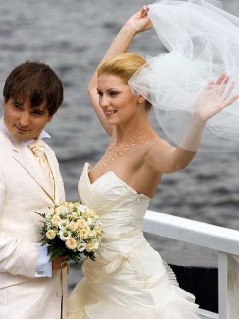 All Eyes On The Bride 26