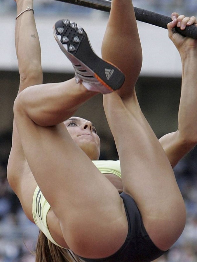 Athlete Camel Toe 04.