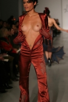 Catwalk Nips 05