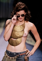 Catwalk Nips 20