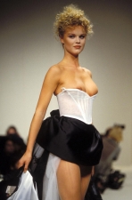 Catwalk Nips 02