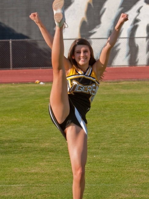 Cheerleaders 14