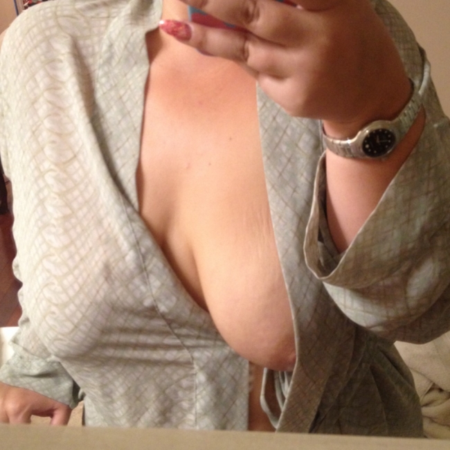 Dressing Gown Hotness 29