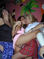 Drunk Girls 17