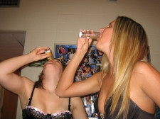 Drunk Girls 16