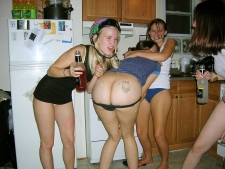 Drunk Girls 22