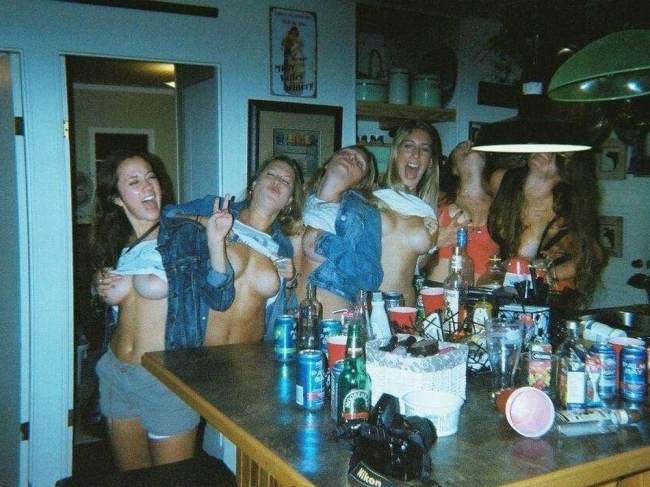 Drunk Girls 18
