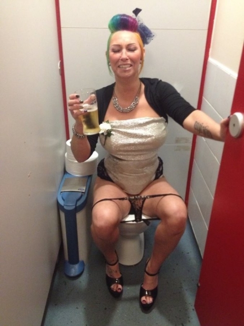 Girls Caught Sitting On The Loo 20