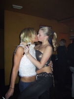 Girls Kissing 10