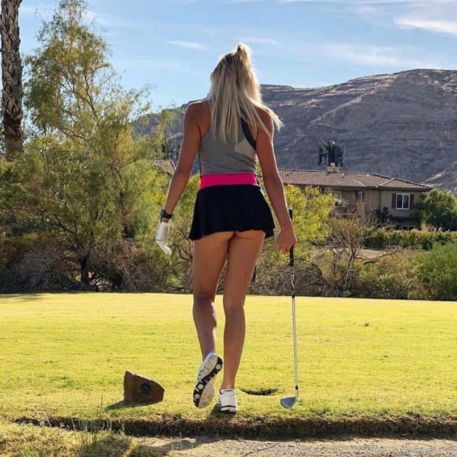 Golfing Girls 30