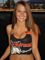 Hooters Hotties 04