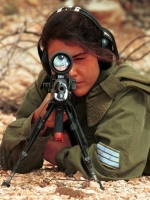 Israeli_army_chicks_13