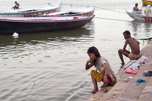 Life On The Ganges 08