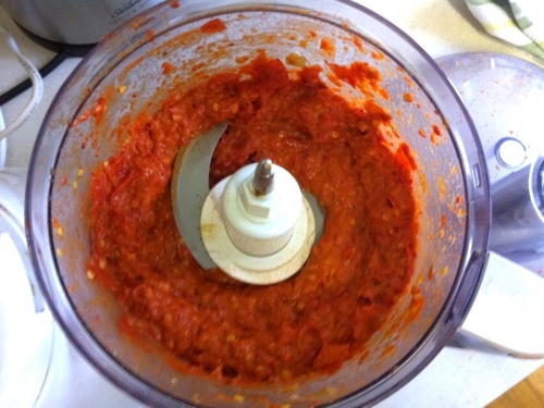 Making Chilli Sauce 09