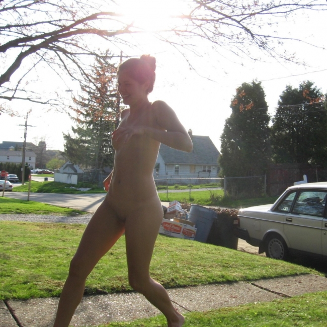 Nude In Public 09