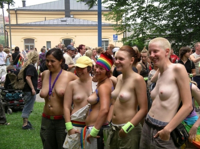 Nude Protesters 07