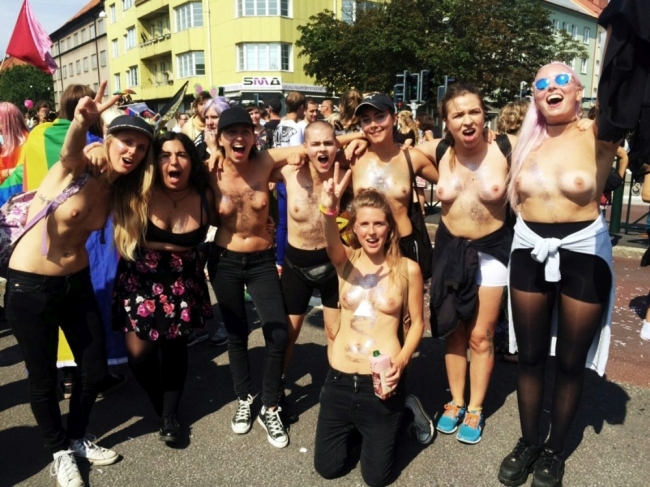 Nude Protesters 12