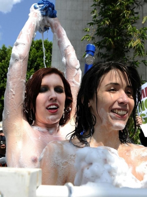 Nude Protesters 25