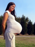 Pregnant 08