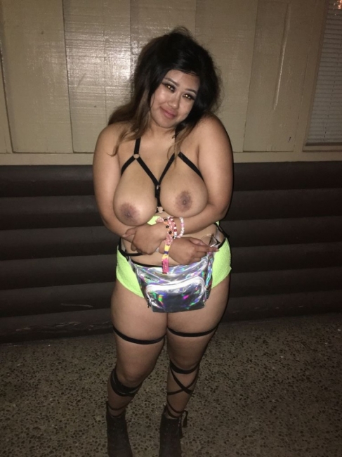 Raver Babes 17