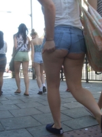 Short Shorts 09