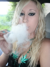 Stoner Chicks 25