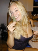 Stoner Chicks 17