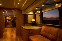 Ultimate_motorhome_06