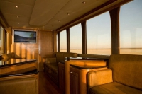 Ultimate_motorhome_07