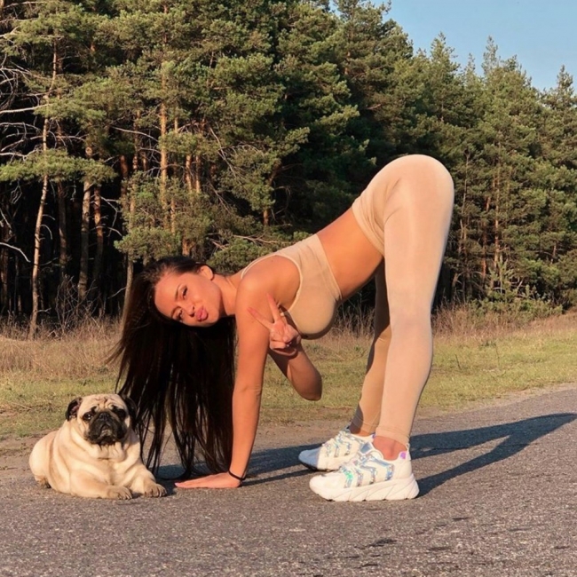 Yoga 24