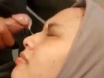 Muslim Wife Gets A Sticky Facial

