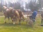 Amish Tow Truck Shows Them How It's Done
