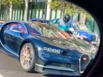 Bugatti Owner Bails After His Car Is Attacked
