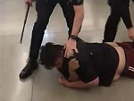 Cops Just Beat The Fuck Out Of A Guy During Arrest
