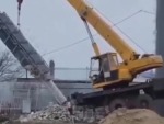 Crane Op Is Basically A Big Fucking Idiot
