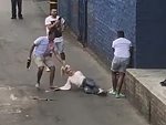 Drunk Girls Attack A Group Of Homosexuals In An Alley
