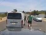Fuckwit Insurance Scammer Didn't Realise There Was A Dashcam

