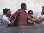 Guy Evades Arrest By Running Into The Ocean
