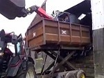 How To Fuck Up Tractor Loading
