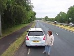 Idiot Woman Driver Doesn't Seem To Think Its Her Fault
