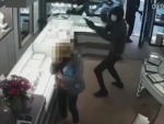 Jewellery Store Isn't Going To Be Robbed Without A Fight
