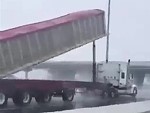 Note To Truck Drivers Don't Fucking Do This

