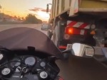 Quick Thinking Rider Takes Evasive Action

