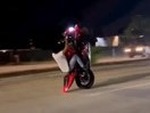 Rider Displays Spectacular Stupidity
