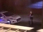 Sydney Police Take Out A Gun Maniac
