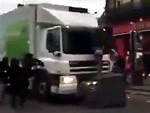 Truck Makes A Lowspeed Getaway As These Jerks Try To Jack It
