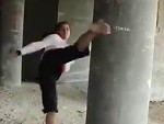 Woman Kickboxer Is Very Hard To Watch