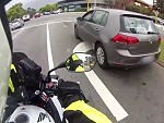 Woman Oblivious To Cop Pulling Her Over Keeps Texting Whilst Driving
